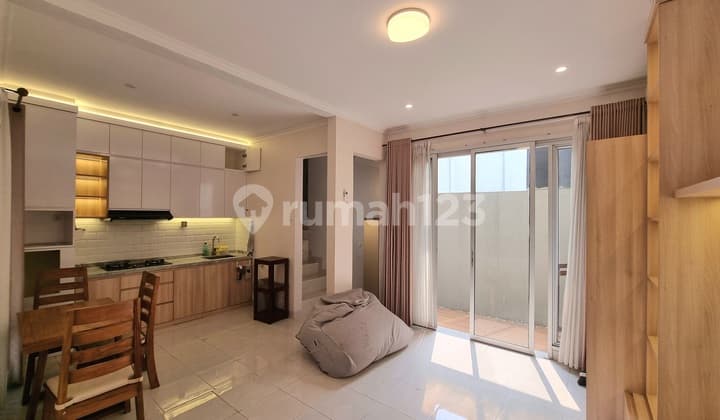 Dijual Cepat Rumah Semi Furnished Termurah Di Cluster Boston Village, Gading Serpong, Tangerang Dekat Ke Area Komersil & Perbelanjaan