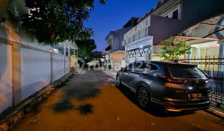 For Sale Fast Investor Price House + Plot SHM in Metro Permata