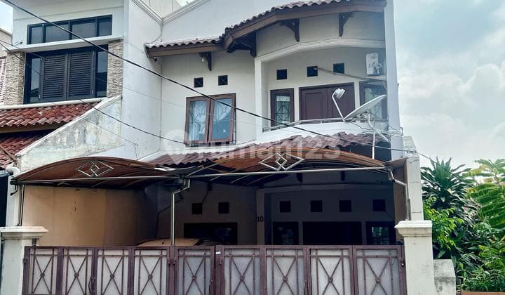 Dijual Cepat Rumah Cakep 2 Lantai Di Radio Dalam. Jakarta Selatan