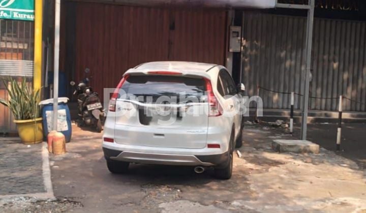 RUKO STRATEGIS 3 LANTAI PESONA KHAYANGAN