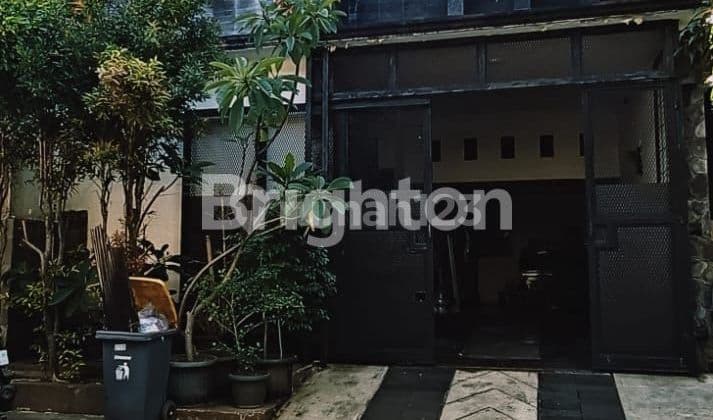 RUMAH 3 LANTAI MURAH DIDEPOK