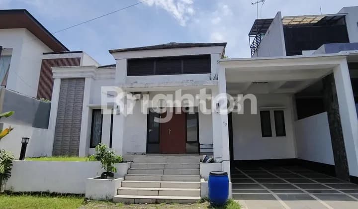 Hunian Strategis di Pesona Khayangan