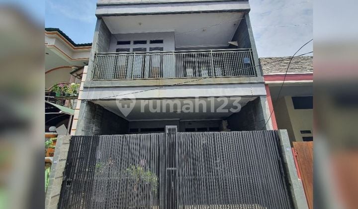 DIJUAL RUMAH Cilincing Jakarta Utara 4KT 3KM TIGA LANTAI DIJUAL RUMAH Cilincing Jakarta Utara 4KT 3KM TIGA LANTAI