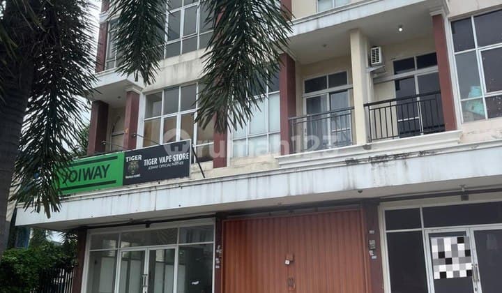 DIJUAL RUKO 2.5 LANTAI SAN MILANO, ROYAL PALM DI DAERAH TAMAN SURYA JAKARTA BARAT . COCOK USAHA ONLINE, PERSIS DI DEPAN JNT/SICEPAT