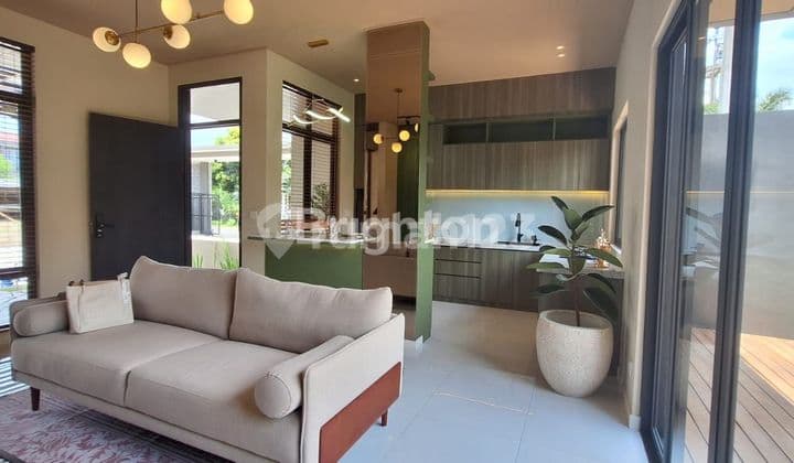 RUMAH MODERN DALAM CLUSTER DI UTARA HYATT
