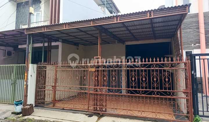 Rumah Disewakan Rapih Siap Huni Bebas Banjir di Citra Garden 0070-Agscrs