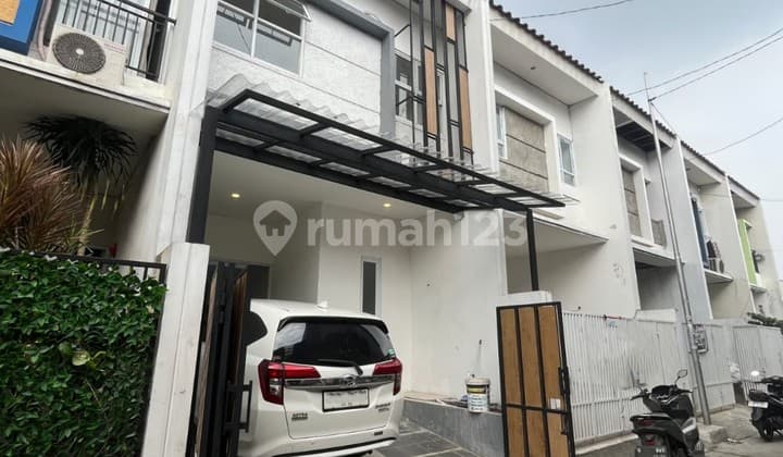 Nice and Tidy House Ready to Live in Rawa Buaya Cengreng, 0086 Bud