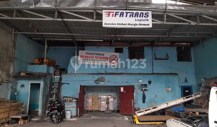 For Rent Warehouse Facing Main Road Enggano North Jakarta