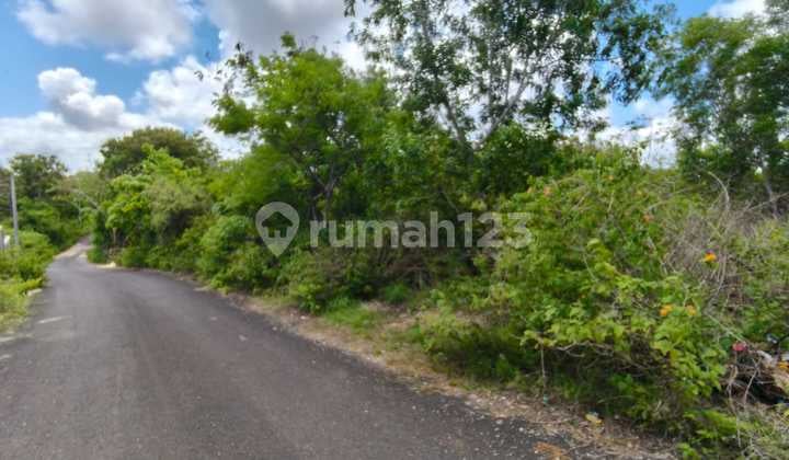 For sale, vacant land located in Gayang Sari Kutuh.