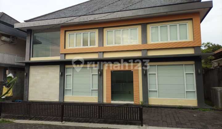 Di jual Bangunan kantor lokasi di mumbul Jimbaran