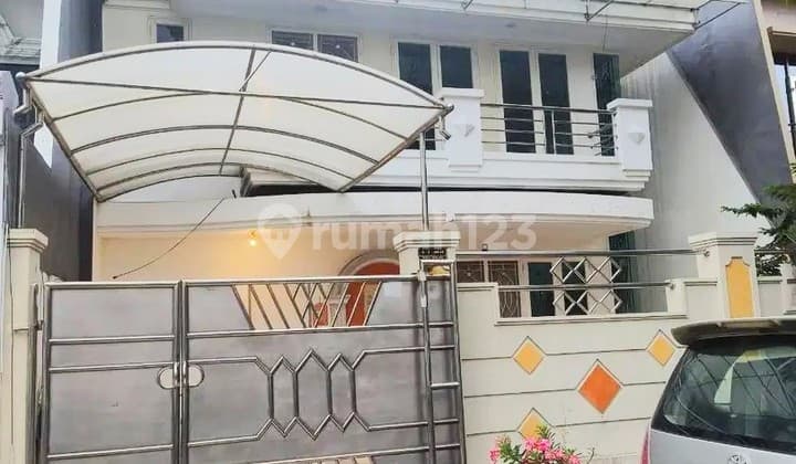 Quick Sale Taman Grisenda PIK House 2 Floors 10x20 3+2BR SHM KPR Available