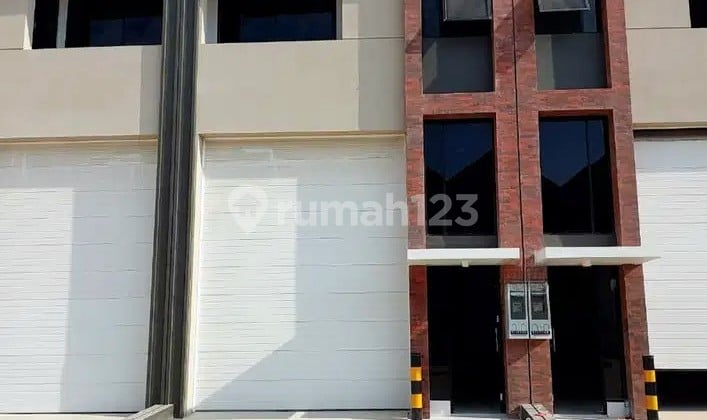 Bizpark Warehouse PIK2 6x20 Multipurpose Ready-to-Use Strategic Front Row