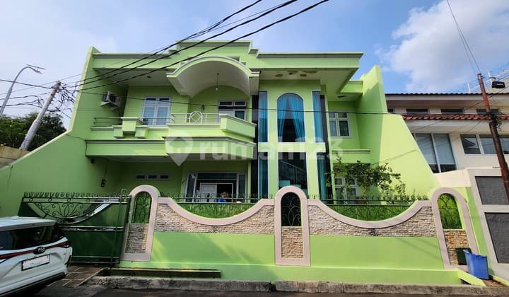 Rumah Cantik Mewah 2Lt 15x12,5 4+1KT Palmerah Kemangisan Bisa Kpr