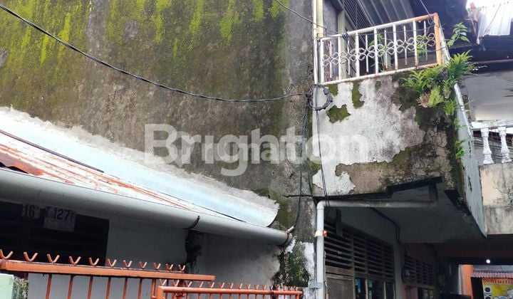 Rumah Tua Di Pusat Bisnis Makassar