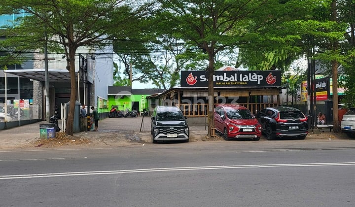 Strategic Multifunctional Land in the City Center