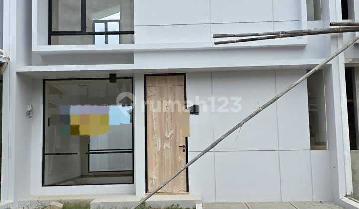 Jual Sewa Rumah 2 Lantai di Rolling Hill