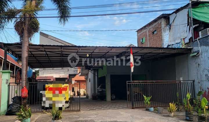 Rumah Tinggal + Bangunan Kos Di Todopoli