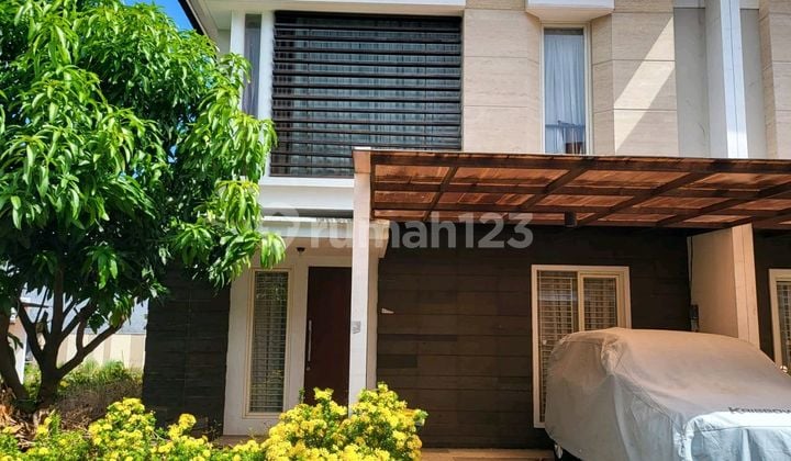 Rumah Sudut 2 Lantai Di Green Home