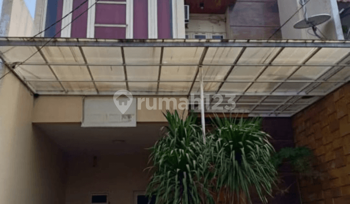 Dijual Rumah Siap Huni di Perumahan Gading Fajar, Pusat Kota Sidoarjo, Dekat GOR, Alun-alun, Buduran, Pagerwojo, Pintu Masuk Tol, Lingkar Timur, Jenggolo, Sidoarjo kota