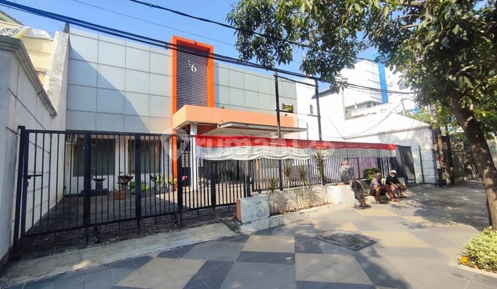 Disewakan Rumah/Bangunan Komersil Lokasi Premium Raya Kertajaya Indah Surabaya Timur Disewakan Rumah/Bangunan Komersil Lokasi Premium Raya Kertajaya Indah Surabaya Timur