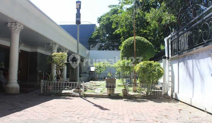 Disewakan Rumah di Pusat Kota Surabaya di Jl Polisi Istimewa, dekat Raya Darmo, COcok untuk Komersil/Usaha