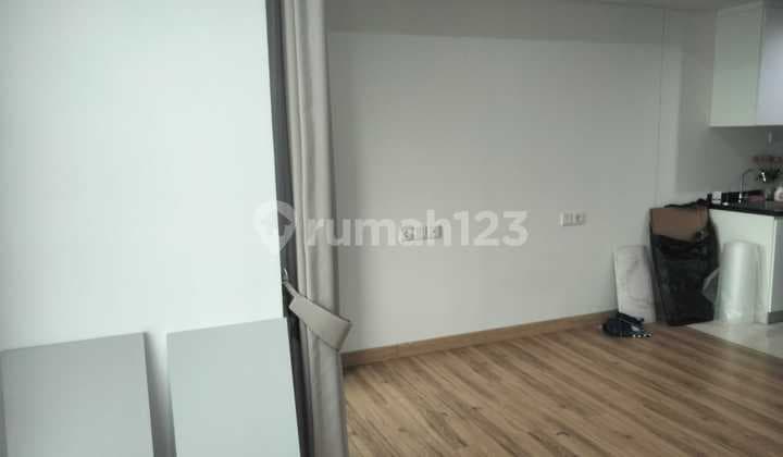 Apartment for Sale Studio 1 Bedroom Semi Furnished