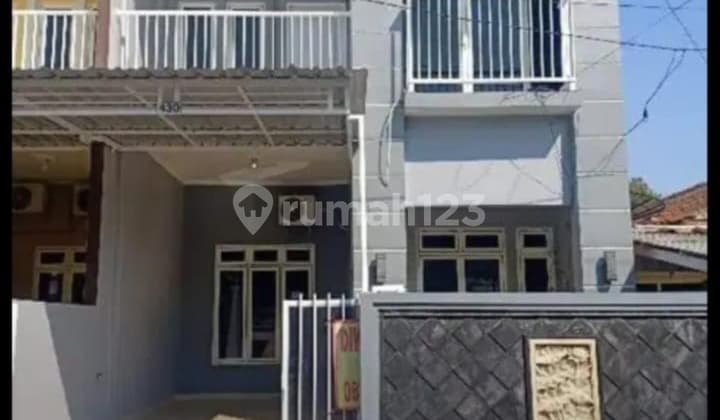 Rumah Sewa 2 Lt Siap Huni Dekat Pusat Kota