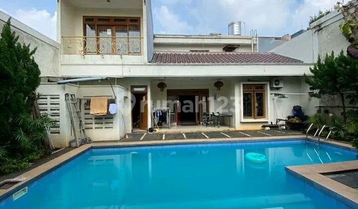 Dijual Murah Rumah Mewah Luas 405m² Ada Kolam Renang Jagakarsa