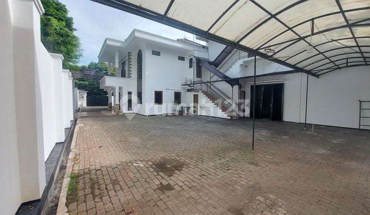 Disewakan Rumah Untuk Usaha Di Duren Tiga