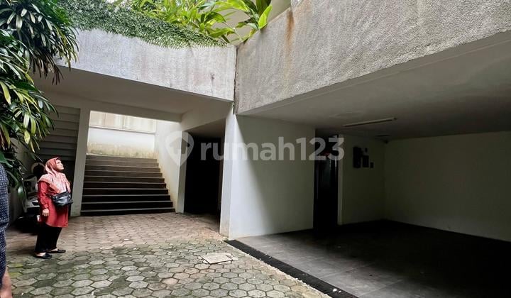 Disewakan Rumah Di Jatipadang/pejaten (pilih Salah Satu ) Dalam Town House Furnished
