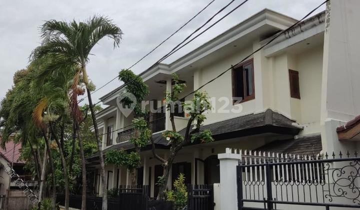 Di Jual Rumah Mewah di Patra Kuningan. Bebas Banjir