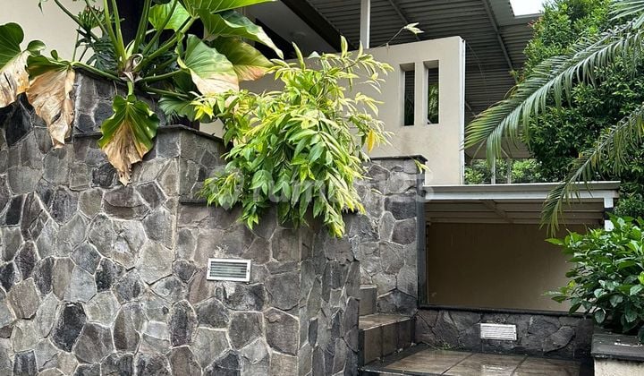 Disewakan Rumah Bagus di Jatipadang Ps Minggu ,Lokasi Strategist.