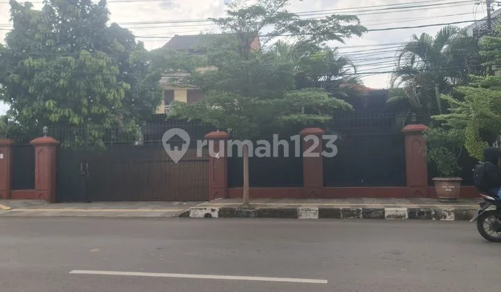 For Sale Fast House on Main Evacuation Road Near Lampumerah