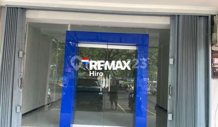 Disewakan Ruko 2 Lantai Siap Pakai Bebas Banjir Lokasi Strategis Di Kemang Pratama Bekasi