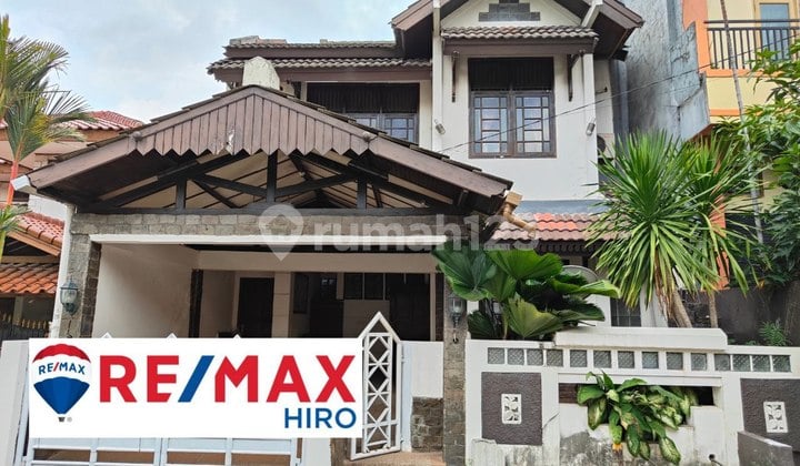 For Sale 2-Story House in a Housing Complex Around Galaxi, South Bekasi