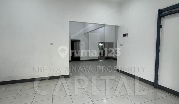 Ruko Strategis Ramai di Astana Anyar, Bandung