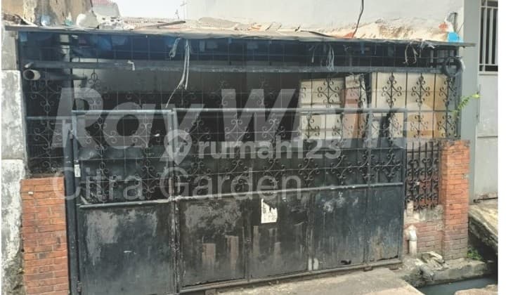 Rumah Bisa usaha di Lokasi Strategis Dijual di Tambora (CHRERD)