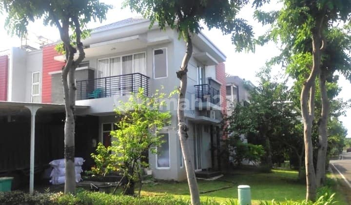 Rumah Hook Bagus Dijual Di Green Lake