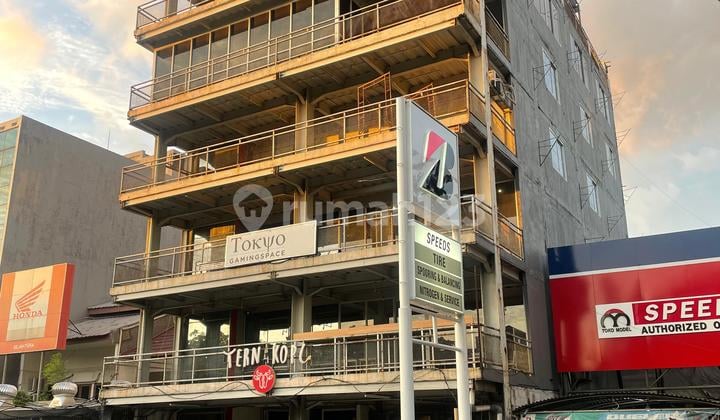 Ruang Usaha Ruko 12x20 7 lantai Sewa Per Lantai Kondisi Bagus