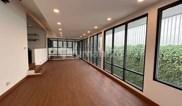 Office Building SHM Permata Hijau Semi Furnished Ready to Use