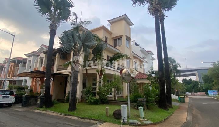 Rumah Bukit Gading Mediterania 8x15 Kelapa Gading Full Furnished