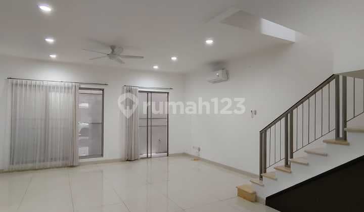 Rumah Golf Island 8x15 2 Lantai Kosongan ada AC Kondisi Brand new