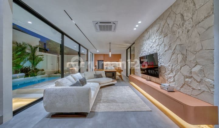 Villa Luxury Cantik Berlokasi Strategis Jimbaran Bali.