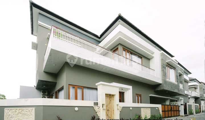 Rumah dengan Konsep Balinese Modern Minimalis Densel.