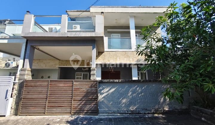2 Lantai Rumah Luas Dan Lingkungan Nyaman Jimbaran.