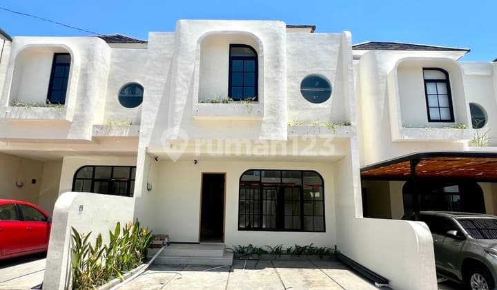 One Gate System House Located Near Sanur Area.