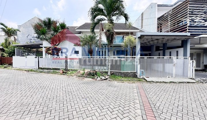 Disewakan Rumah Di Lowokwaru Fully Furnished. Minimal 2 Th. Cocok Untuk Kos-kosan, Rumah Tinggal, Kantor. Lokasi Tenang, Dekat Kuliner Soehat, Kampus Ub, Dan Berbagai Univ
