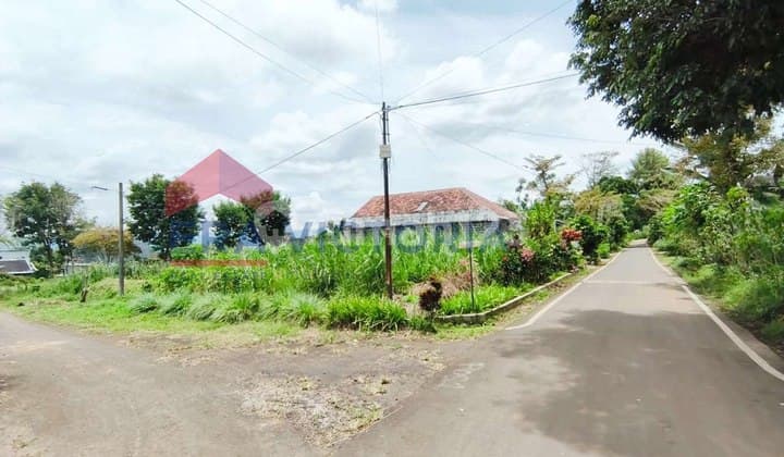 For Sale: Ready-to-Build Land Plots in a Quiet & Green Residential Area, Easy Access Near Malang City Toll Road, Superior Accessibility to City Center