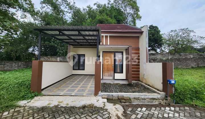 Ready-to-Live House in Buring, Malang City