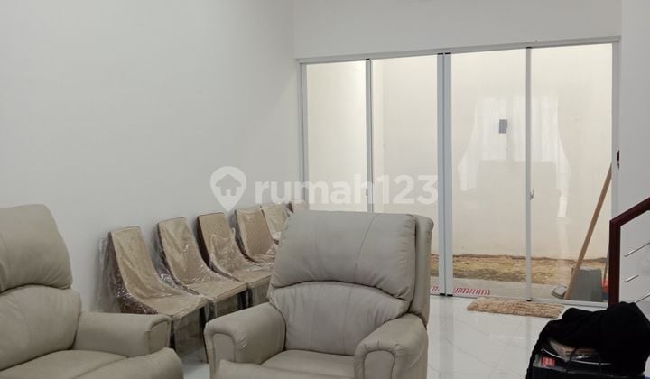 Dijual Murah Villa Komplek Royal Sumatera Jamin Ginting